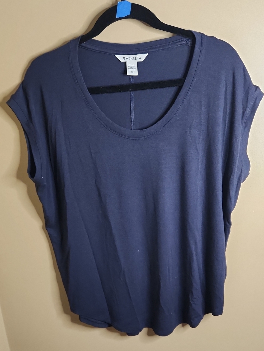 Athleta Cloudlight Stratus Tee in Navy Blue. Size M. #444861